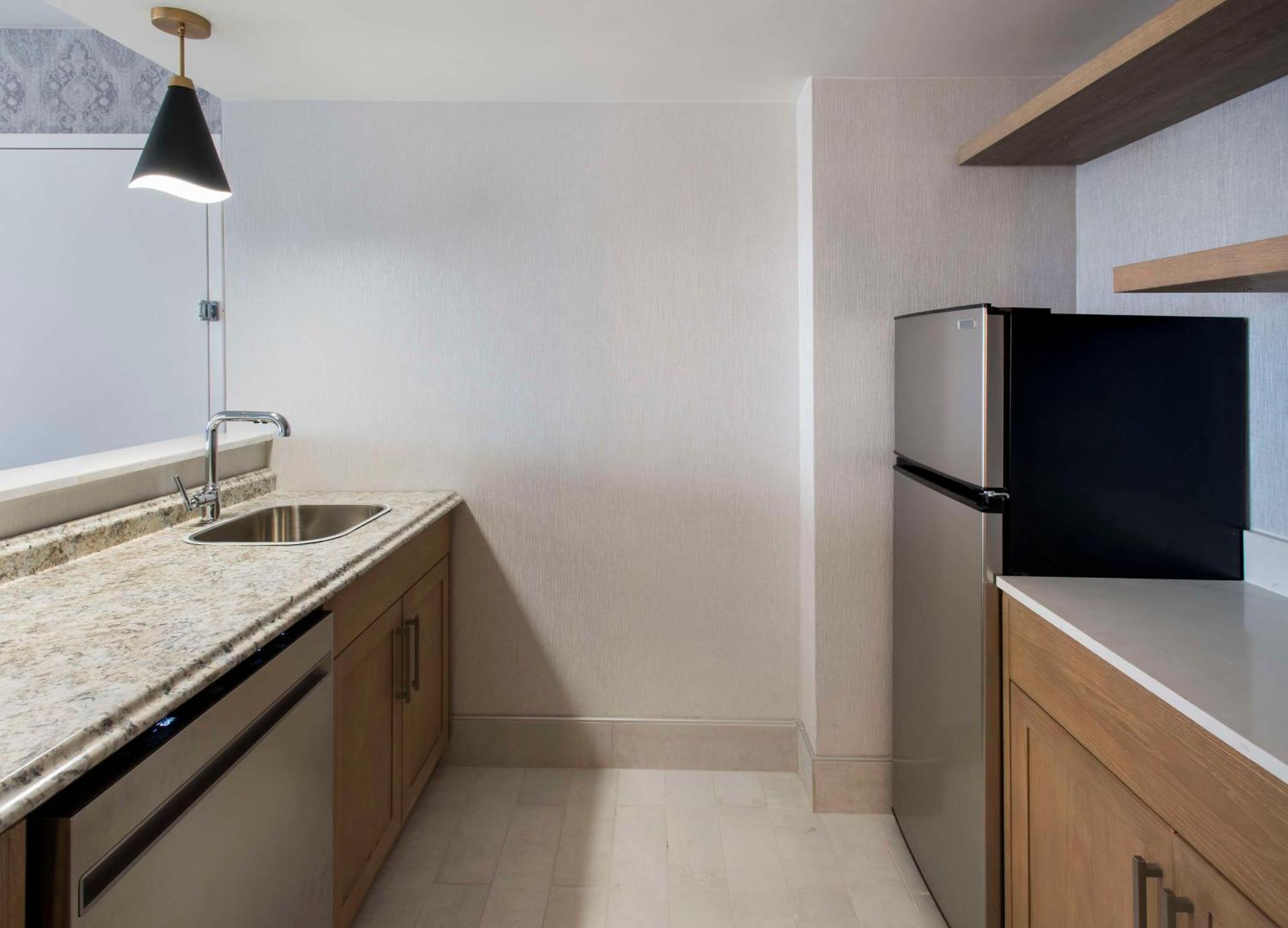 Doubletree By Hilton Poughkeepsie Otel Dış mekan fotoğraf