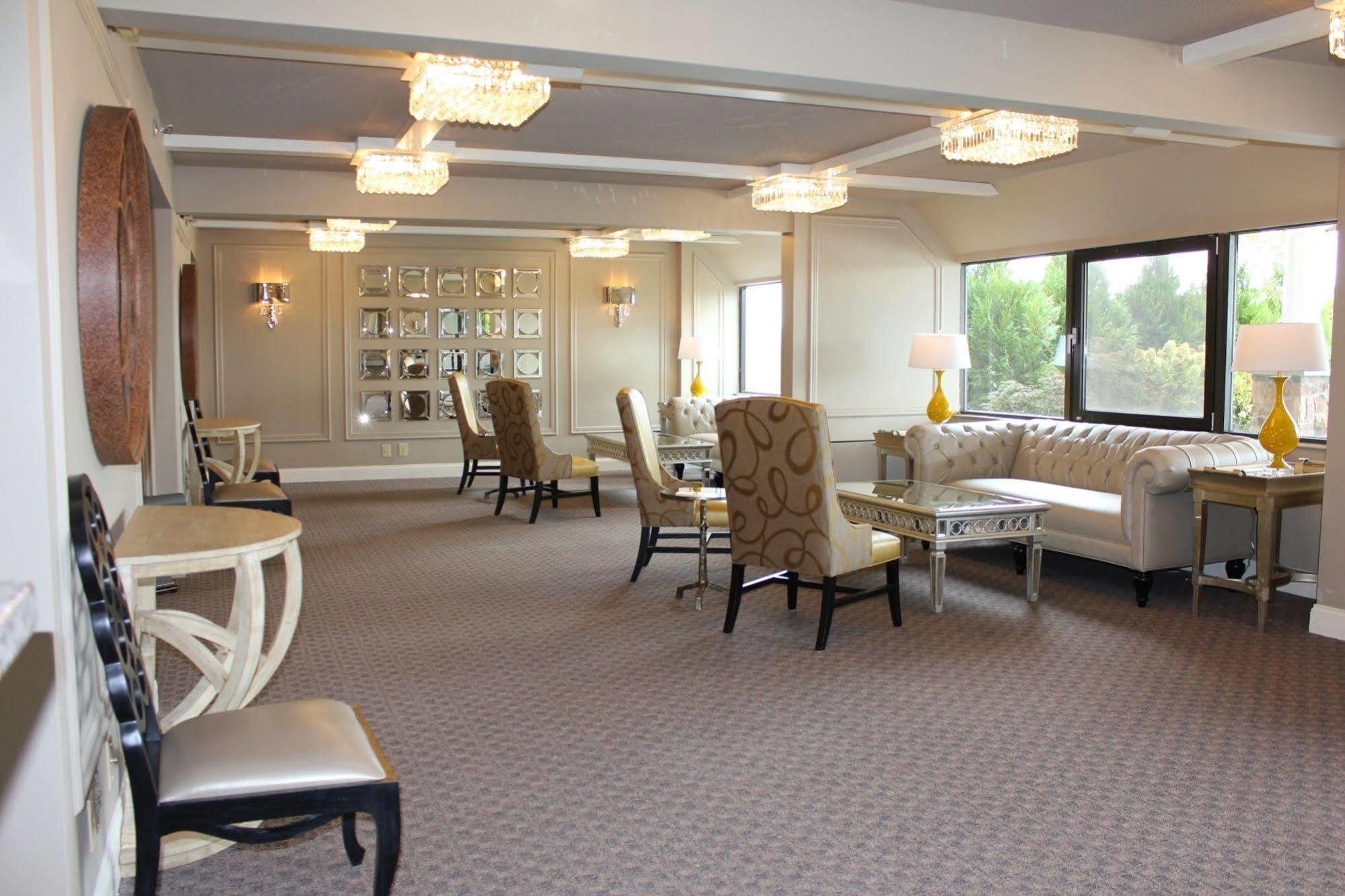 Doubletree By Hilton Poughkeepsie Otel Dış mekan fotoğraf